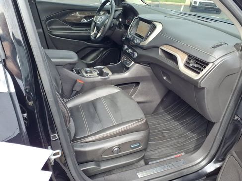 Used 2024 GMC Terrain Denali w/ Black Diamond Edition AWD/4WD image 29