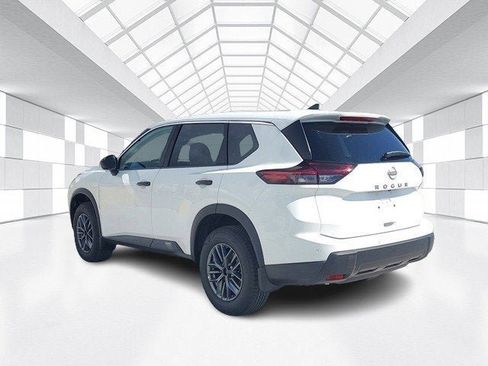New 2025 Nissan Rogue S image 6