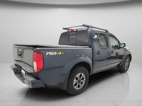 Used 2016 Nissan Frontier PRO-4X AWD/4WD image 6