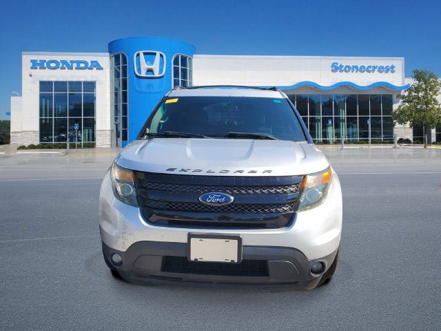 Used 2015 Ford Explorer Sport w/ Equipment Group 401A AWD/4WD image 2