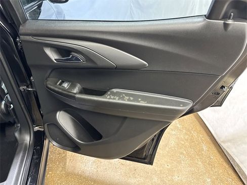 Used 2022 Chevrolet TrailBlazer LT w/ Driver Confidence Package image 24