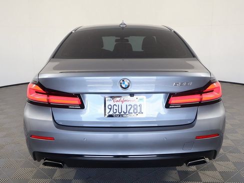 Used 2022 BMW 530i w/ Premium Package RWD image 5