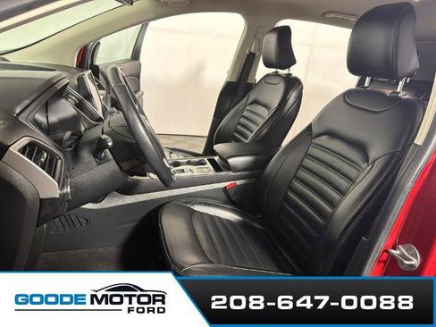 Certified 2024 Ford Edge SEL AWD/4WD image 10