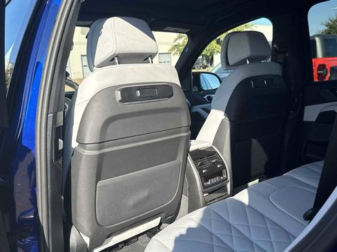 Used 2026 BMW X5 M60i image 16