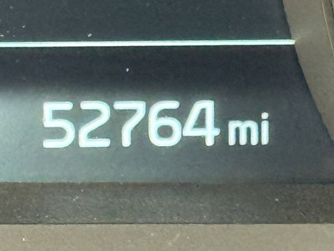 Used 2018 Kia Cadenza Technology image 23