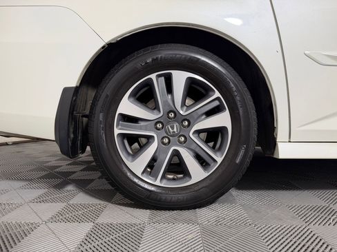 Used 2017 Honda Odyssey Touring image 18