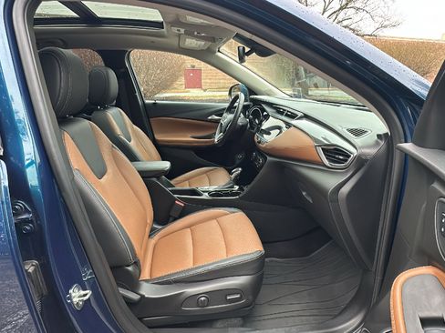 Used 2020 Buick Encore GX Essence w/ Experience Buick Package image 24