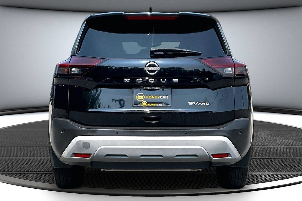 Used 2023 Nissan Rogue SV AWD/4WD image 5