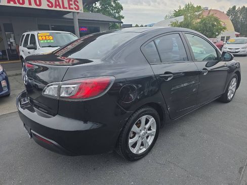 Used 2011 MAZDA MAZDA3 i Touring FWD image 3
