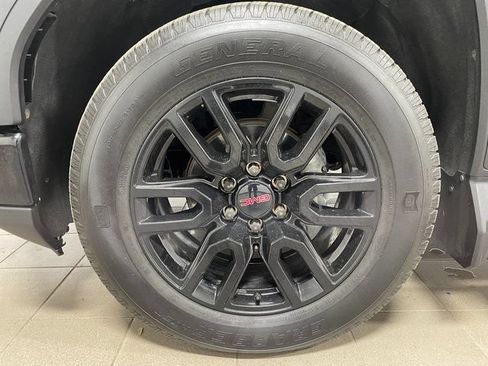 Used 2023 GMC Sierra 1500 Elevation AWD/4WD image 7
