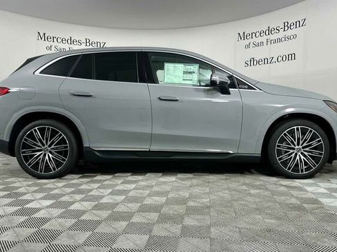 New 2026 Mercedes-Benz EQE 320 4MATIC SUV image 3