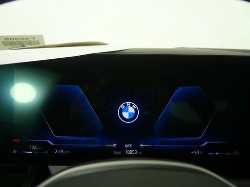 Certified 2025 BMW 530i image 22