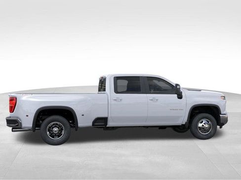 New 2026 Chevrolet Silverado 3500 LT w/ All Star Edition AWD/4WD image 5