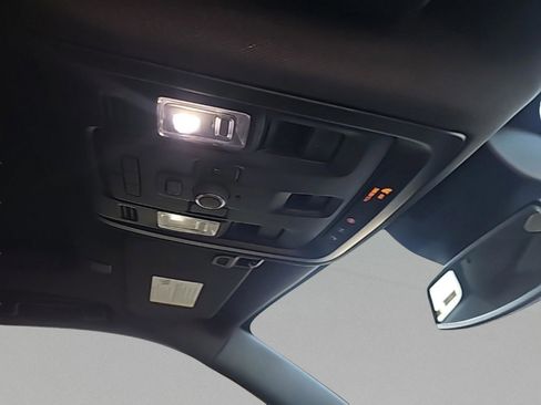 Used 2023 Chevrolet Tahoe Z71 w/ Off-Road Capability Package image 38