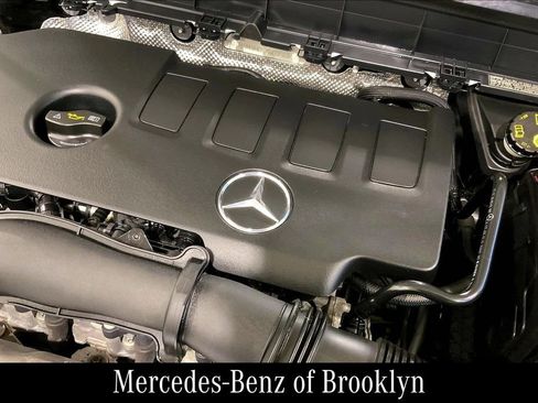 Certified 2022 Mercedes-Benz GLB 250 GLB 250 image 33