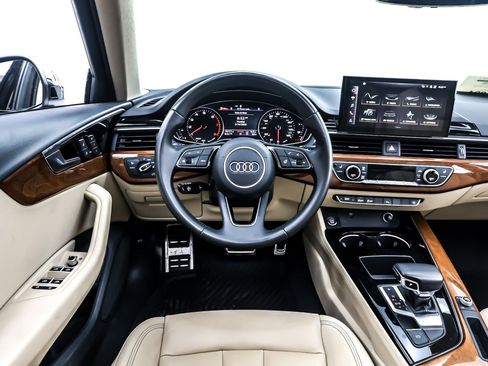 Used 2023 Audi A4 2.0T Premium w/ Convenience Package image 5