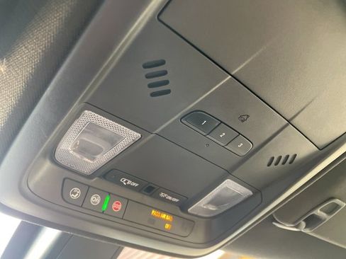 Used 2019 Cadillac XT5 AWD image 25