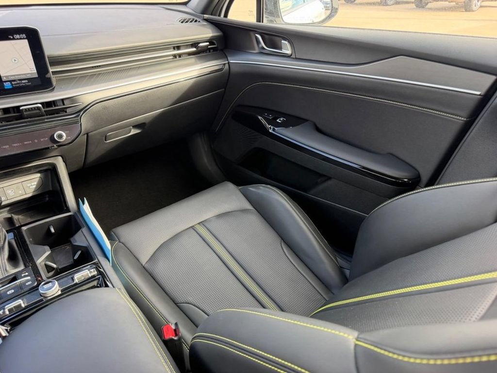 Used 2025 Kia K5 GT FWD image 17
