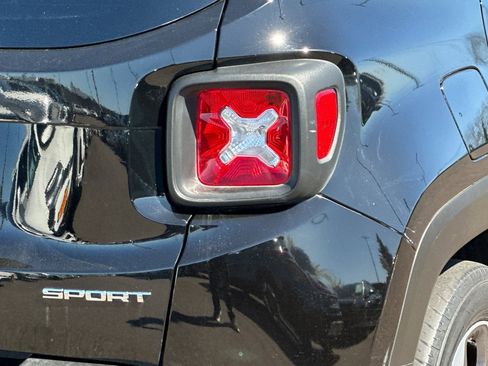 Used 2017 Jeep Renegade Sport w/ Power & Air Group image 26