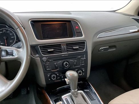 Used 2011 Audi Q5 2.0T Premium image 9