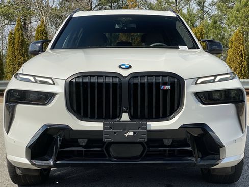 Used 2024 BMW X7 M60i w/ Executive Package image 20