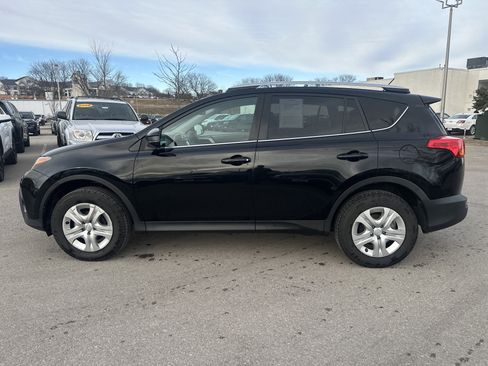 Used 2013 Toyota RAV4 LE image 9