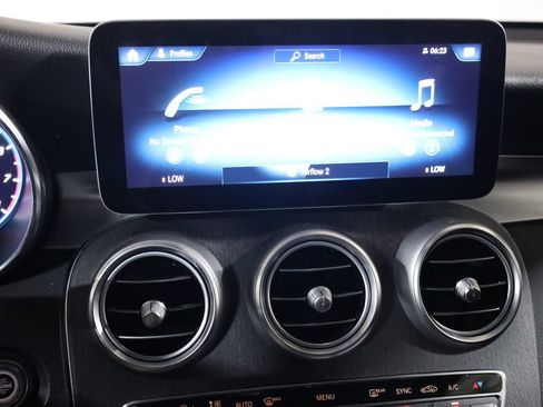 Used 2020 Mercedes-Benz GLC 300 4MATIC image 19