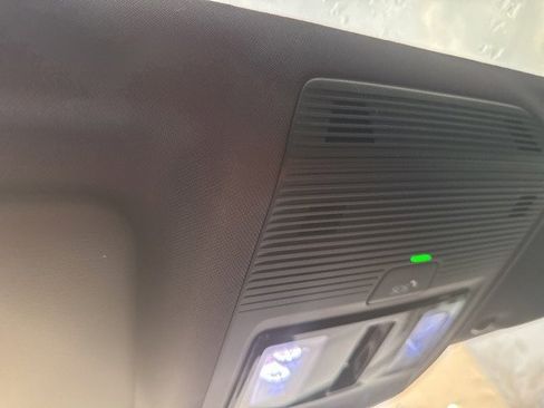 Used 2023 Volkswagen ID.4 Pro S image 23