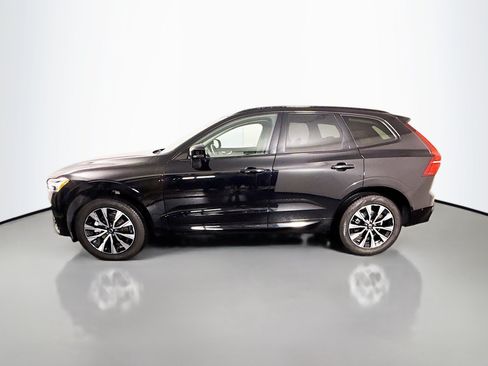Used 2025 Volvo XC60 B5 Plus AWD/4WD image 6