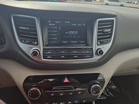 Used 2018 Hyundai Tucson SEL AWD/4WD image 20
