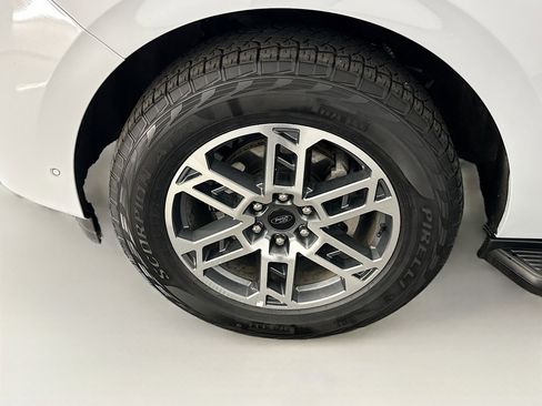 Used 2025 Ford Expedition Max Active image 11