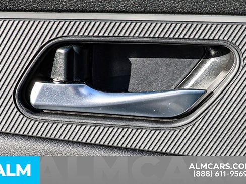 Certified 2025 Nissan Murano SV image 49