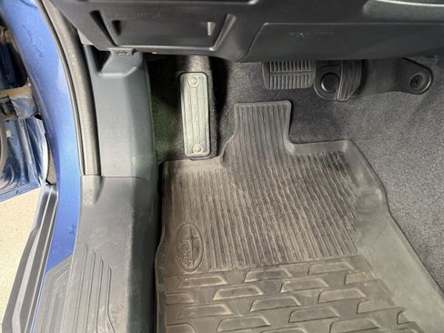 Used 2021 Subaru Outback Limited XT image 28