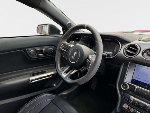 Used 2020 Ford Mustang Shelby GT500 w/ Technology Package image 37