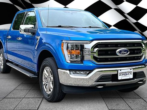Certified 2021 Ford F150 XLT w/ Equipment Group 302A High AWD/4WD image 11