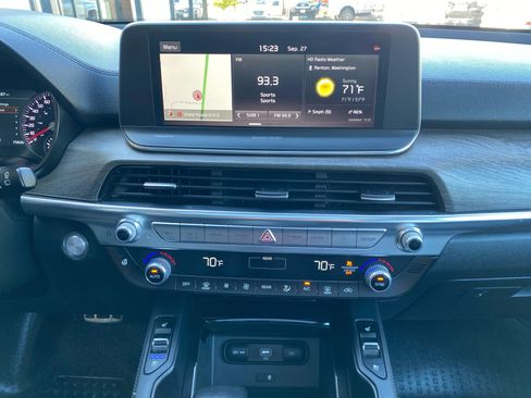 Used 2020 Kia Telluride SX image 17