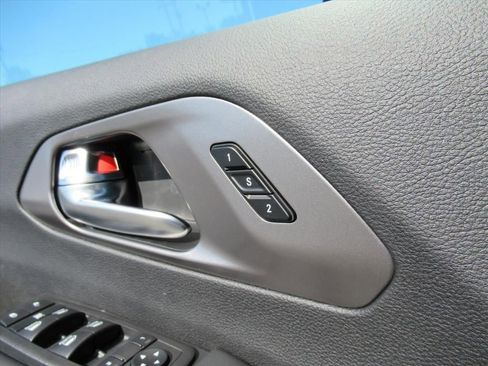 New 2026 Chrysler Pacifica Select image 25