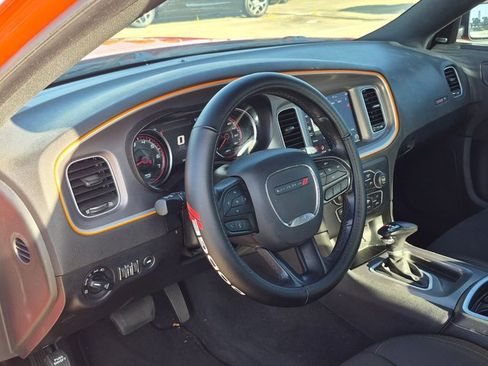 Used 2022 Dodge Charger Scat Pack RWD image 8