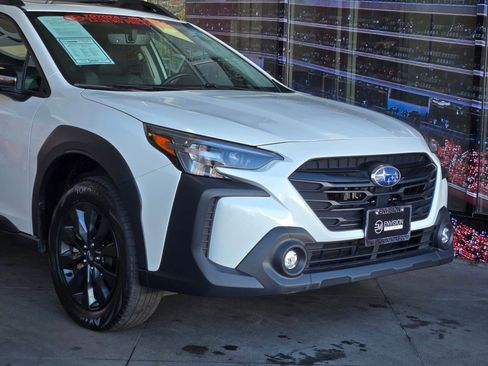 Used 2024 Subaru Outback Onyx Edition image 2