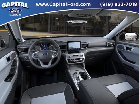 New 2024 Ford Explorer XLT w/ Equipment Group 202A image 9