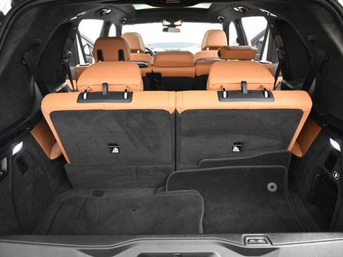 Used 2025 BMW X7 xDrive40i w/ M Sport Package AWD/4WD image 16