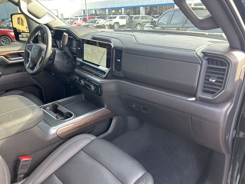 Used 2025 Chevrolet Silverado 2500 LT w/ Trail Boss Package image 58