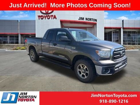 Used 2012 Toyota Tundra 4x4 Double Cab w/ SR5 Pkg image 1