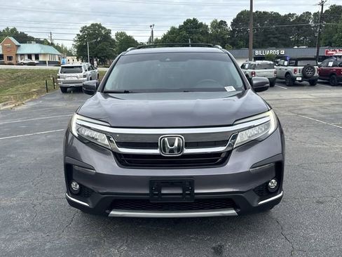 Used 2020 Honda Pilot Touring image 2