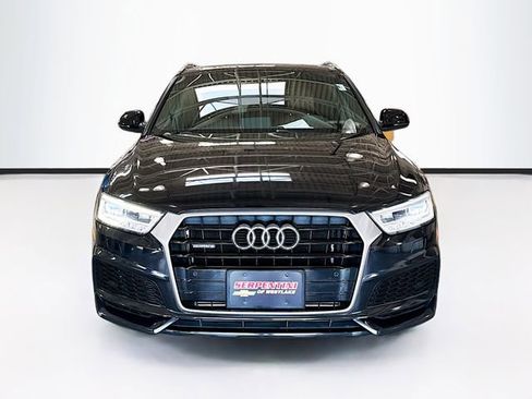 Used 2018 Audi Q3 2.0T Premium Plus w/ Premium Plus Package AWD/4WD image 4