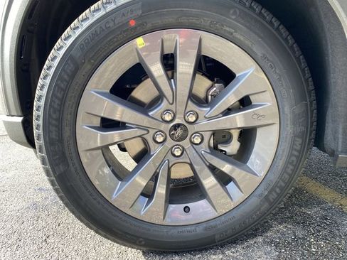 New 2026 Ford Explorer Active image 35