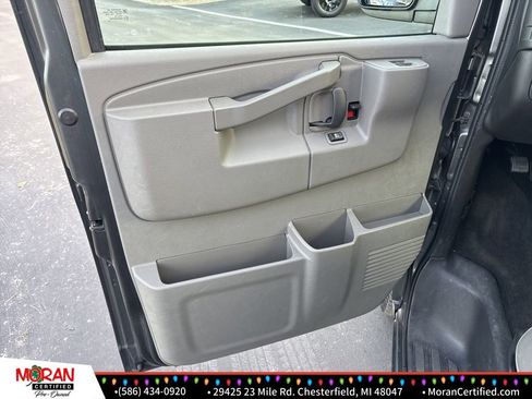 Used 2016 Chevrolet Express 3500 LT w/ LT Preferred Equipment Group image 10