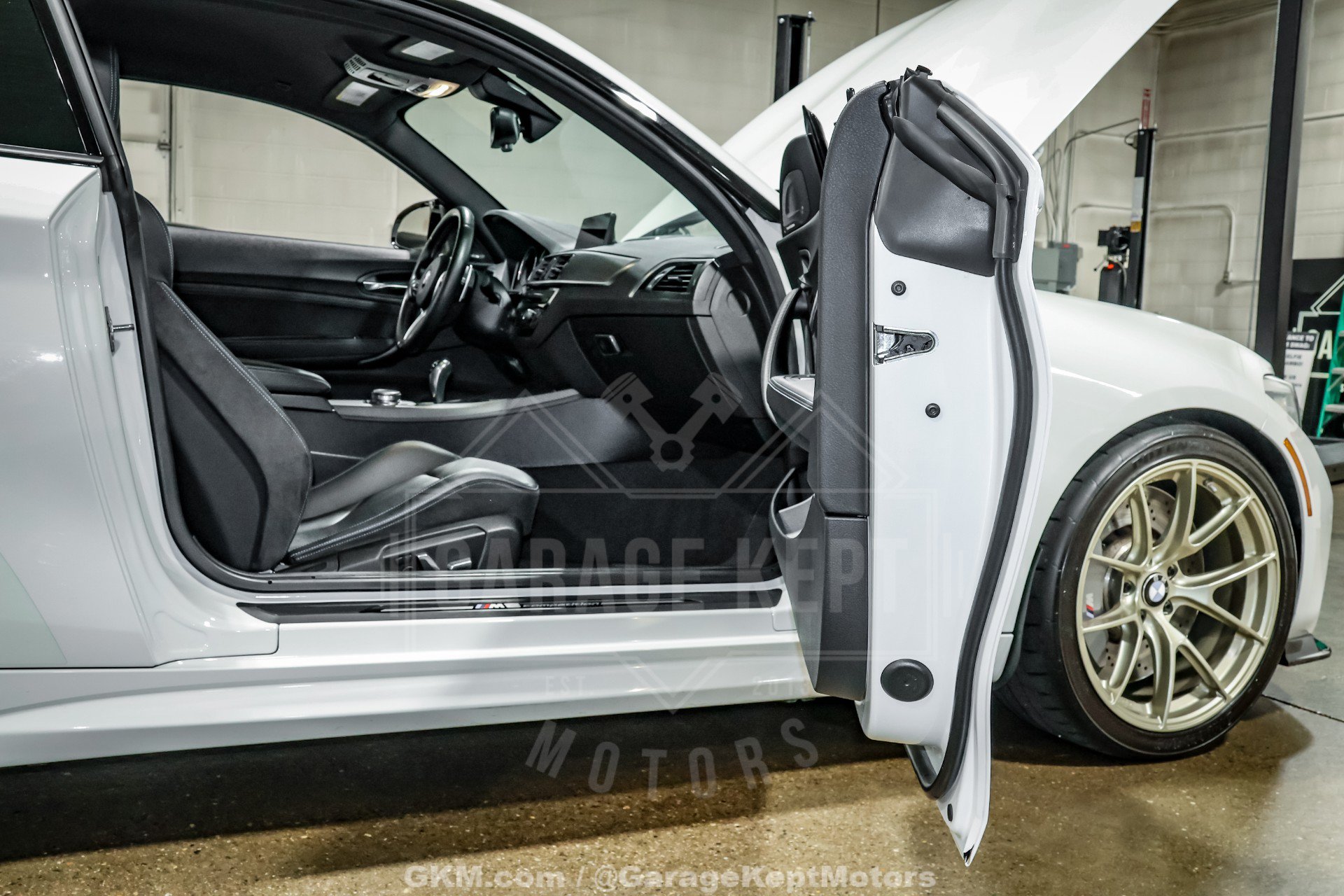 Used 2020 BMW M2 Competition w/ Executive Package RWD image 97