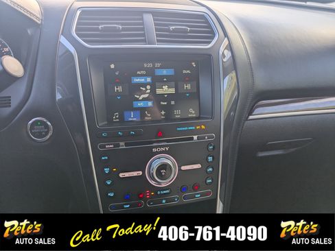 Used 2017 Ford Explorer Platinum image 22