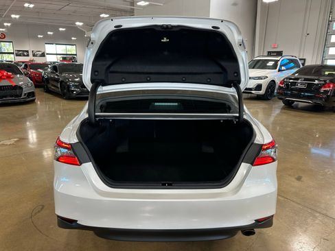 Used 2024 Toyota Camry XLE image 43